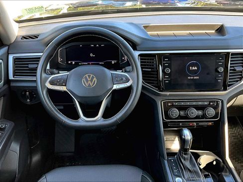 Used 2022 Volkswagen Atlas SE image 18