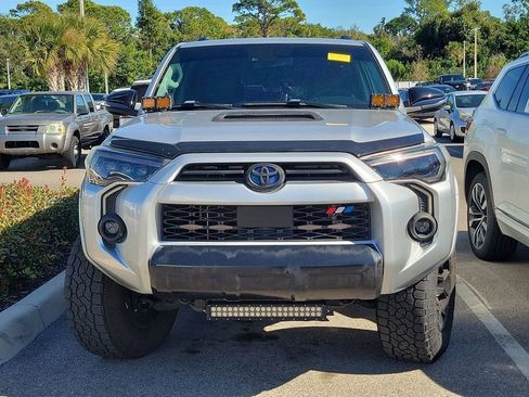Used 2021 Toyota 4Runner Venture image 3