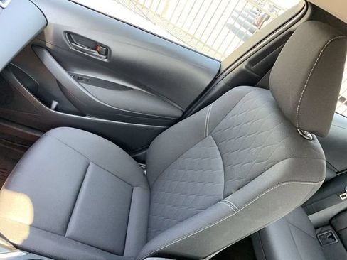 Certified 2025 Toyota Corolla LE FWD image 29