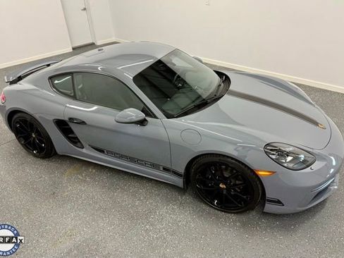 Used 2024 Porsche 718 Cayman image 1