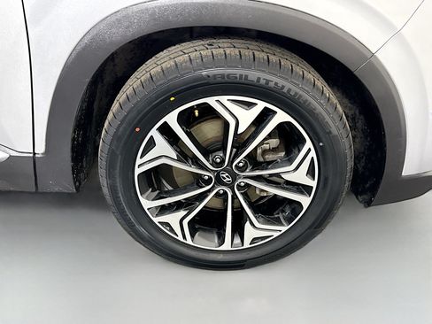 Used 2020 Hyundai Santa Fe SEL AWD/4WD image 32