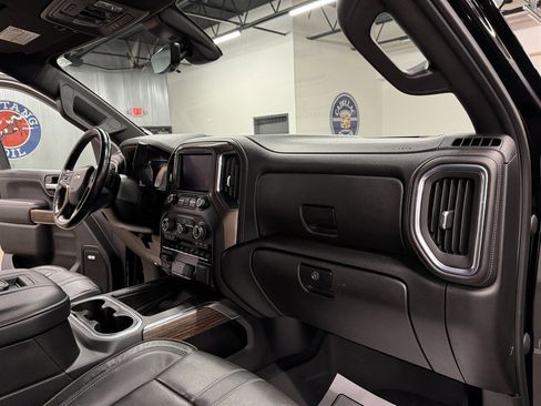 Used 2022 Chevrolet Silverado 2500 High Country w/ Z71 Off-Road Package image 38