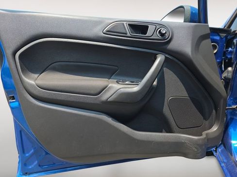 Used 2019 Ford Fiesta SE image 16