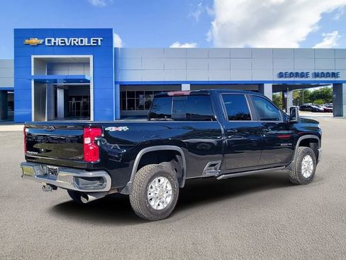 Used 2021 Chevrolet Silverado 3500 LT w/ Convenience Package image 4