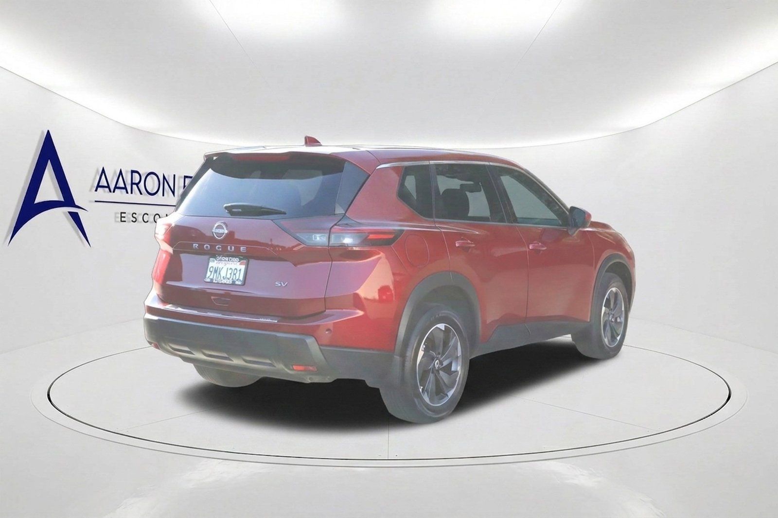 Used 2024 Nissan Rogue SV FWD image 4