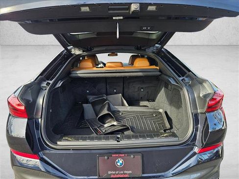 Used 2022 BMW X6 xDrive40i w/ Executive Package image 6