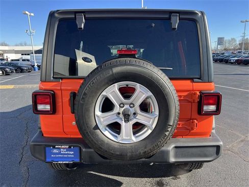 Used 2019 Jeep Wrangler Unlimited Sport S image 6