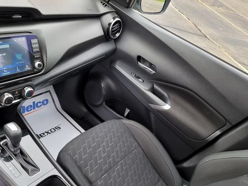 Used 2024 Nissan Kicks SV FWD image 23