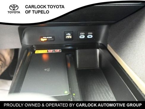 Used 2025 Toyota Camry LE image 13