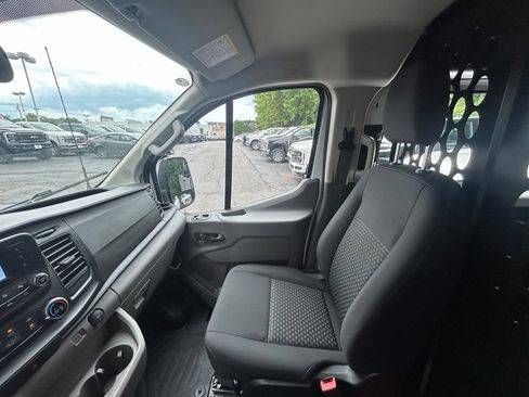 Used 2025 Ford Transit 250 Low Roof w/ Exterior Upgrade Package RWD image 25