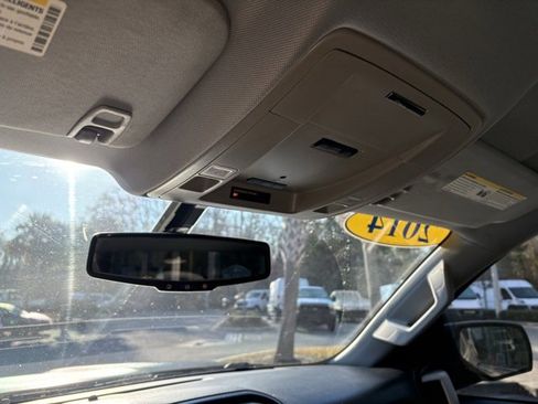 Used 2014 GMC Sierra 1500 SLE w/ SLE Value Package image 17