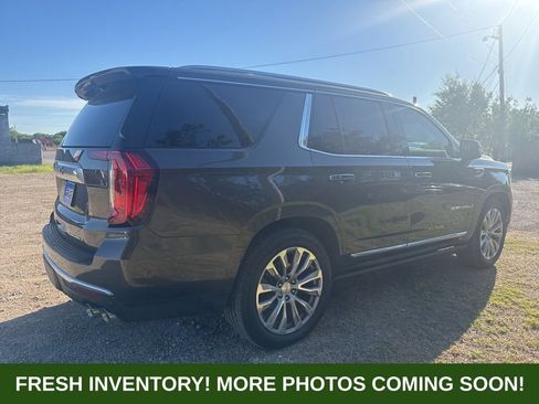 Used 2021 GMC Yukon Denali w/ Denali Ultimate Package RWD image 2
