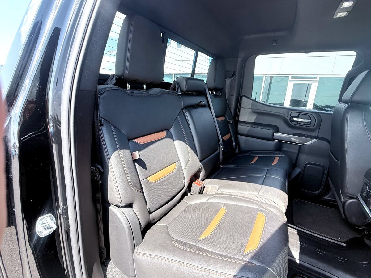 Used 2021 GMC Sierra 1500 AT4 w/ AT4 Value Package AWD/4WD image 18