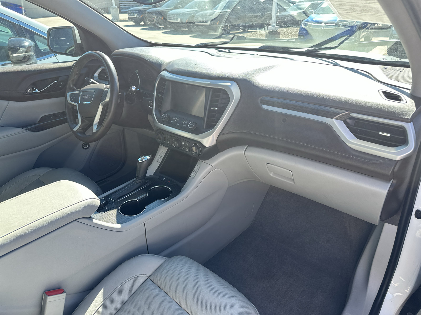 Used 2019 GMC Acadia SLT FWD image 5