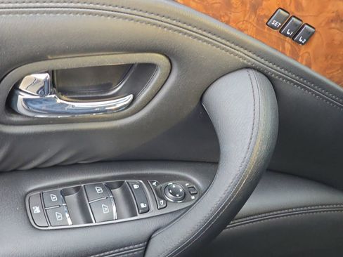 Used 2024 Nissan Armada SL w/ Captain's Chairs Package image 37