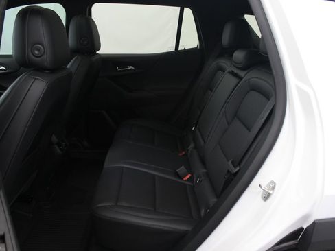 New 2026 Chevrolet Equinox LT w/ Convenience Package II FWD image 20