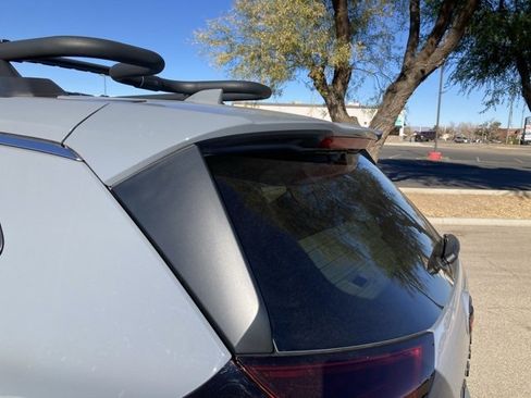 Used 2025 Nissan Rogue SV image 8