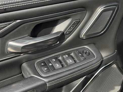 Used 2020 RAM 1500 Limited w/ Black Appearance Package AWD/4WD image 22