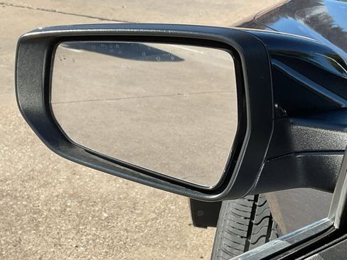 Used 2023 Chevrolet Malibu LT image 11