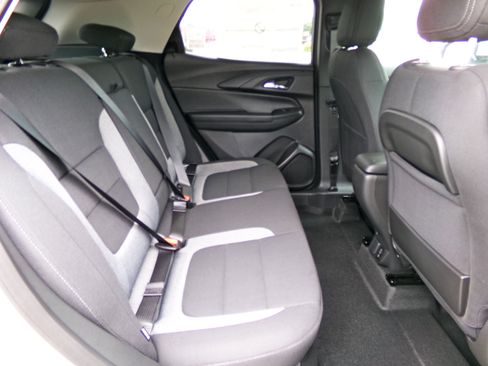 New 2026 Chevrolet TrailBlazer LT w/ Convenience Package FWD image 14