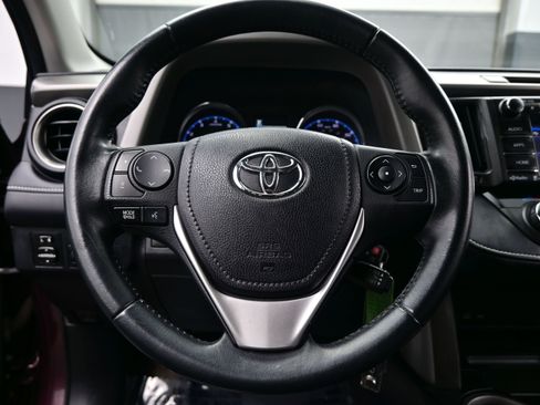 Used 2016 Toyota RAV4 XLE AWD/4WD image 23