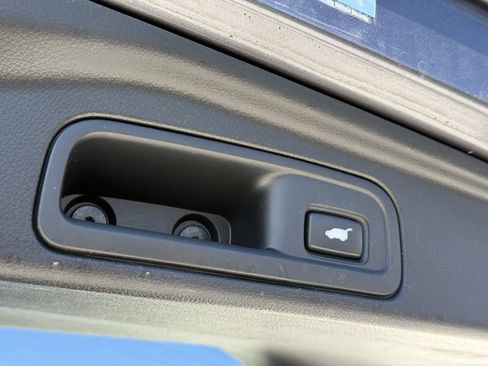 Used 2017 Honda Pilot Touring image 45