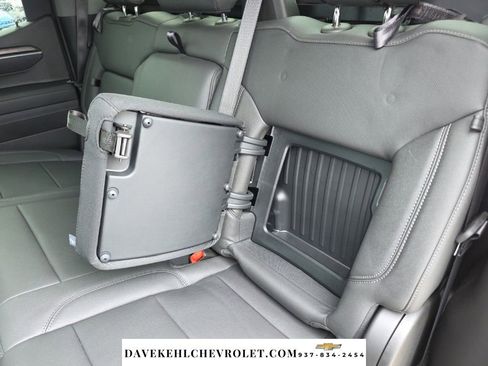 Used 2025 Chevrolet Silverado 1500 LTZ w/ LTZ Premium Package image 23