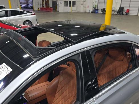 Certified 2022 Mercedes-Benz S 580 4MATIC Sedan image 17