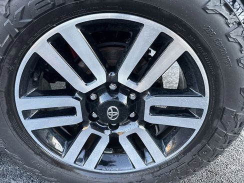 Used 2023 Toyota 4Runner Limited image 6