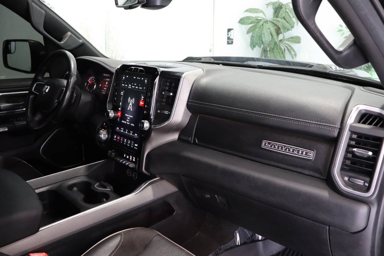 Used 2020 RAM 1500 Laramie w/ Sport Appearance Package AWD/4WD image 9