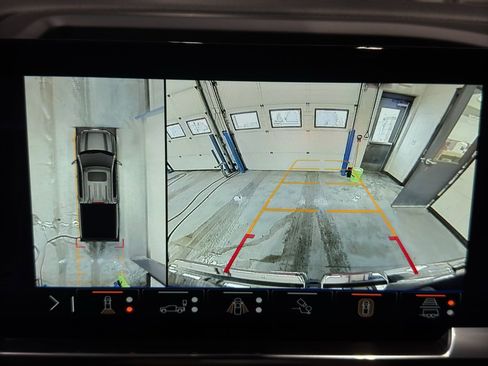 Used 2024 GMC Sierra 1500 Elevation w/ Elevation Premium Package image 31