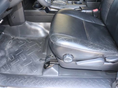 Used 2010 Toyota FJ Cruiser 4WD image 18