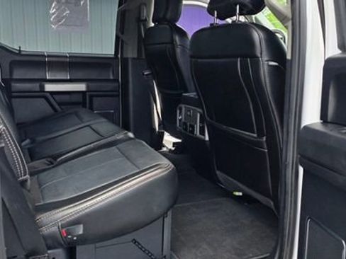 Used 2020 Ford F250 Lariat w/ Lariat Ultimate Package AWD/4WD image 12