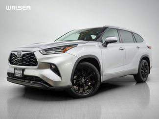 Used 2020 Toyota Highlander Limited AWD/4WD video 1