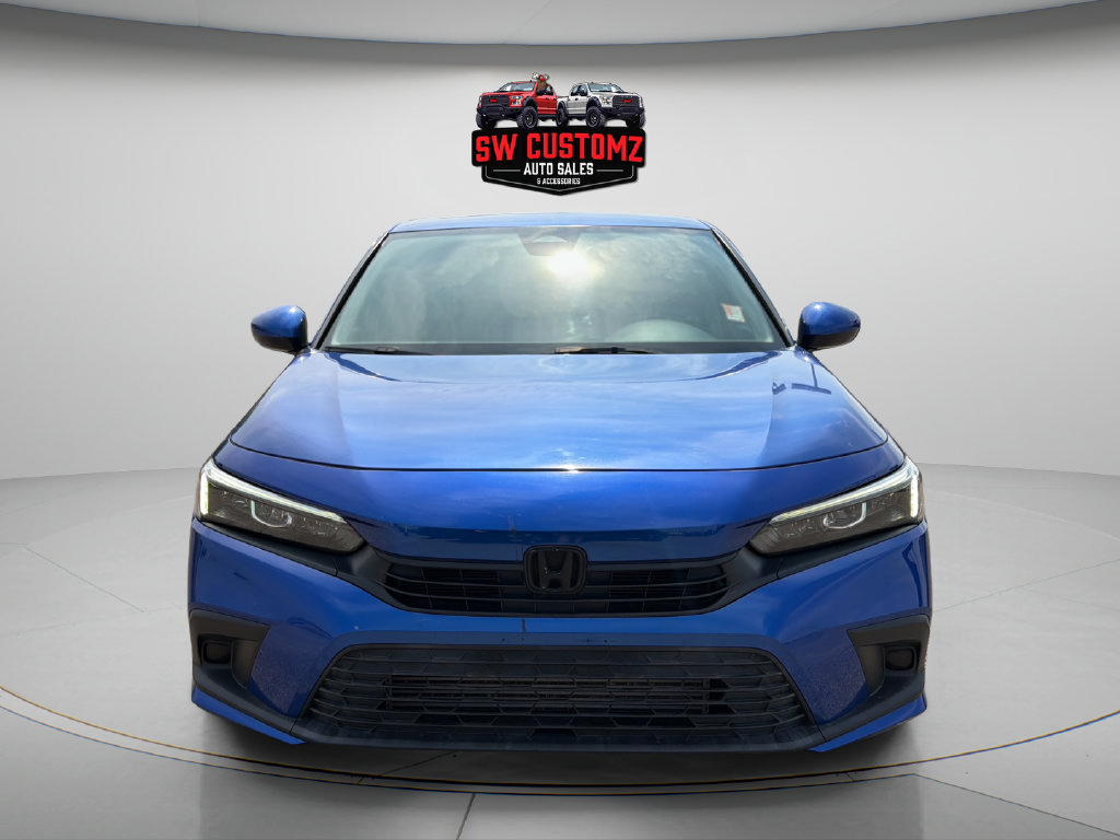 Used 2023 Honda Civic EX image 2