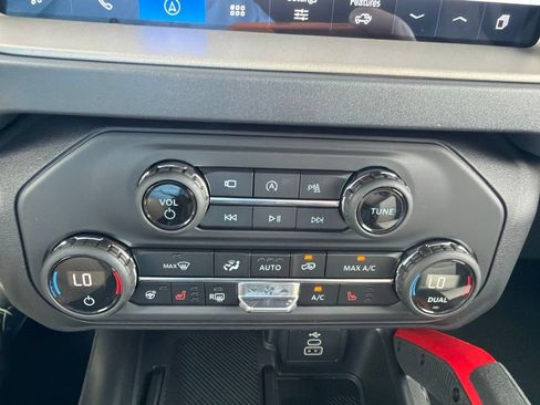 New 2026 Ford Bronco Outer Banks w/ Sasquatch Package AWD/4WD image 28