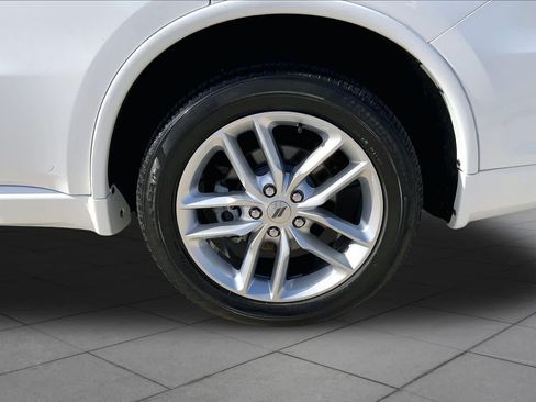 Used 2024 Dodge Durango GT AWD/4WD image 11