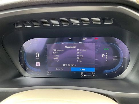 Used 2023 Volvo XC90 T8 Plus w/ Protection Package image 10