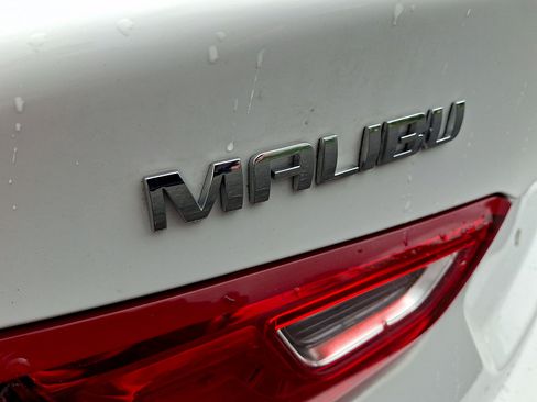 Used 2022 Chevrolet Malibu LS w/ Driver Confidence Package II FWD image 23