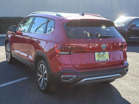 Used 2023 Volkswagen Taos SE image 7