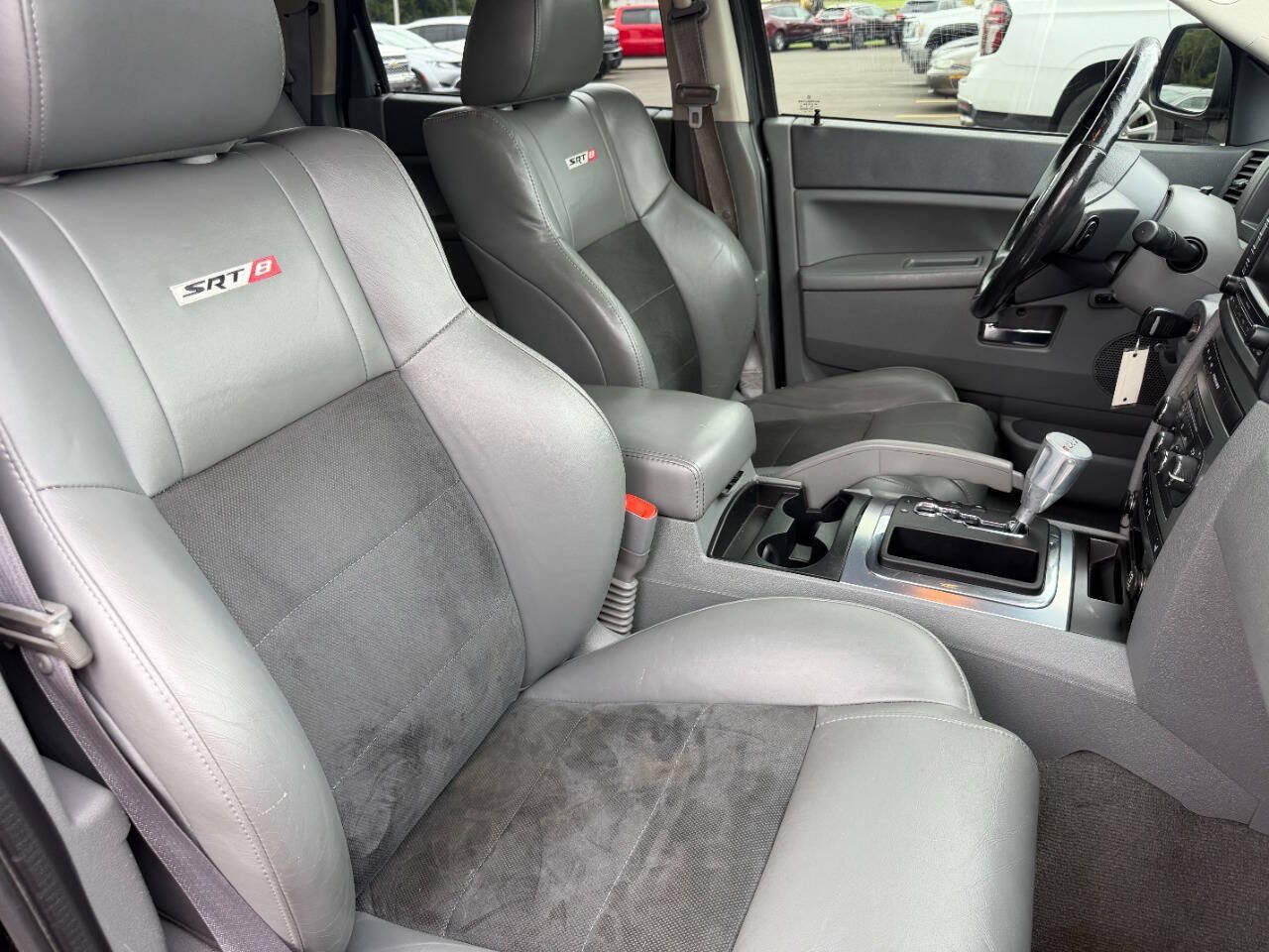 Used 2007 Jeep Grand Cherokee SRT8 w/ SRT Option Group I AWD/4WD image 18