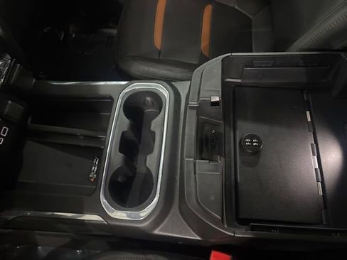 Used 2023 GMC Sierra 2500 AT4 w/ AT4 Premium Plus Package AWD/4WD image 25