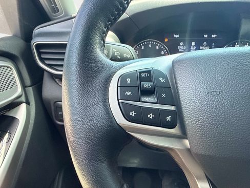 Used 2021 Ford Explorer Limited w/ Equipment Group 301A RWD image 29