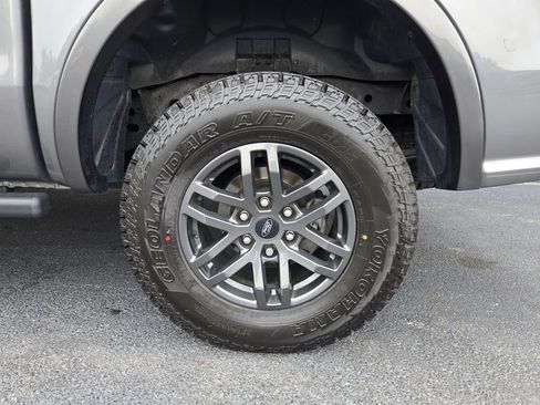 Used 2022 Ford Ranger Lariat w/ Tremor Off-Road Package AWD/4WD image 9