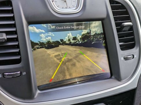 Used 2023 Chrysler 300 Touring w/ Sport Appearance Package RWD image 20
