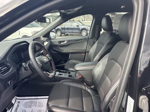 Certified 2023 Ford Escape ST-Line w/ Tech Pack #1 image 21