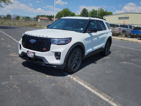 New 2026 Ford Explorer ST w/ Sun And Sound Package AWD/4WD image 2
