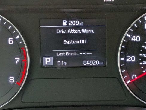 Used 2020 Kia Forte LXS FWD image 29