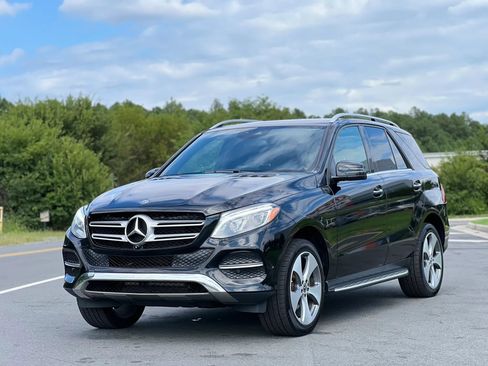 Used 2017 Mercedes-Benz GLE 350 4MATIC w/ Premium 2 Package image 1