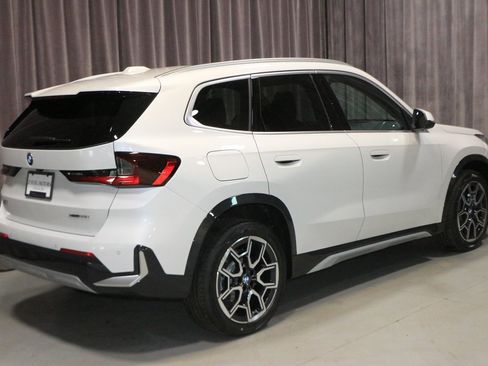 New 2025 BMW X1 xDrive28i w/ Premium Package image 4